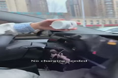 Mobile Holder - Vacuum Magnetic Suction Cup Phone Mount with 360 Degree Rotation